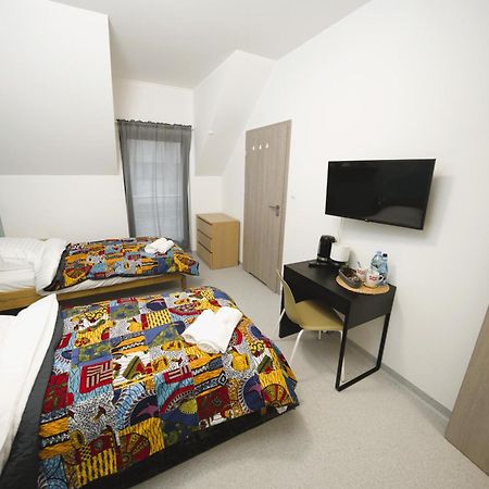Soul Poznan Free Parking Bed & Breakfast Ngoại thất bức ảnh