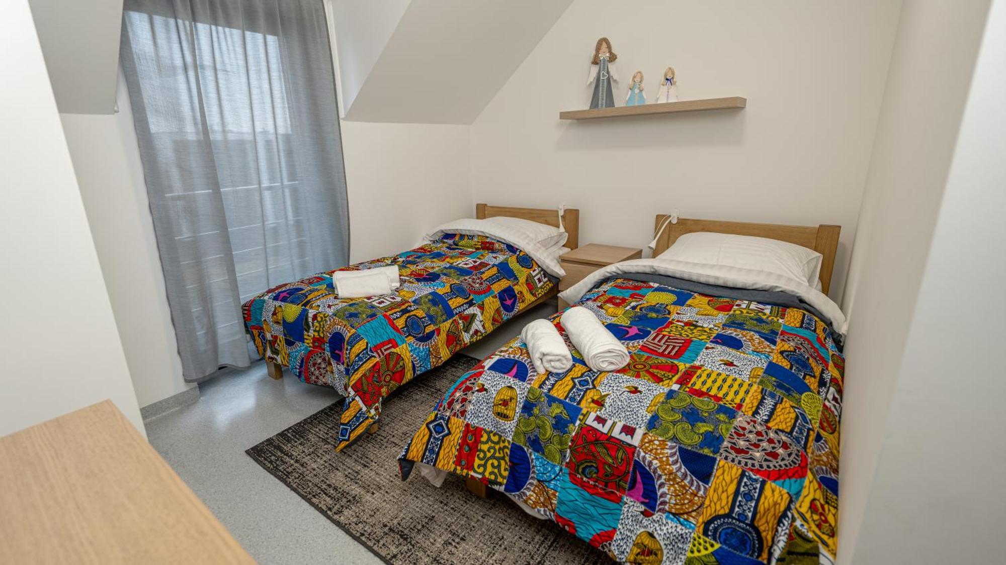 Soul Poznan Free Parking Bed & Breakfast Ngoại thất bức ảnh