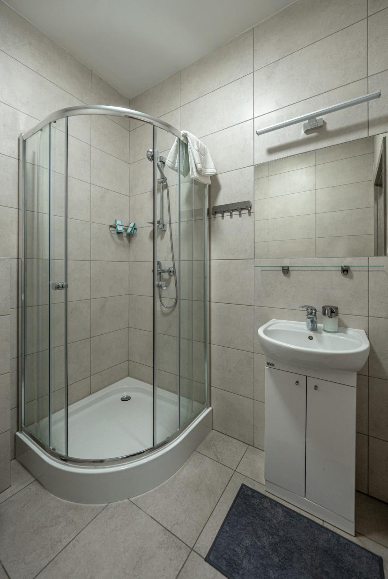 Soul Poznan Free Parking Bed & Breakfast Ngoại thất bức ảnh