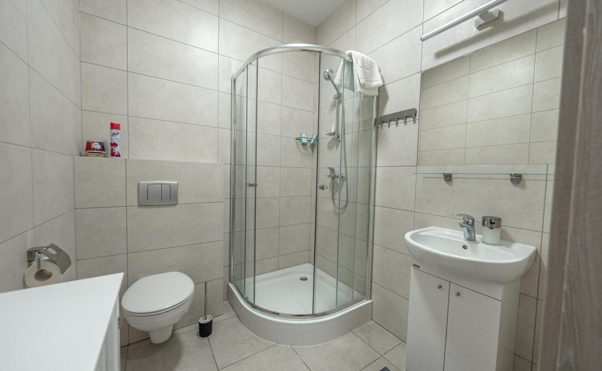 Soul Poznan Free Parking Bed & Breakfast Ngoại thất bức ảnh